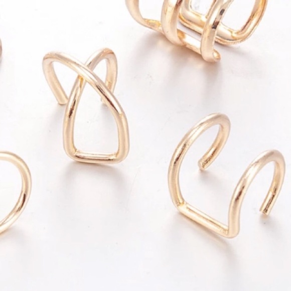 “Ella” Twist Indie/Boho Minimal No Pierce Ear Cuff - Picture 4 of 6